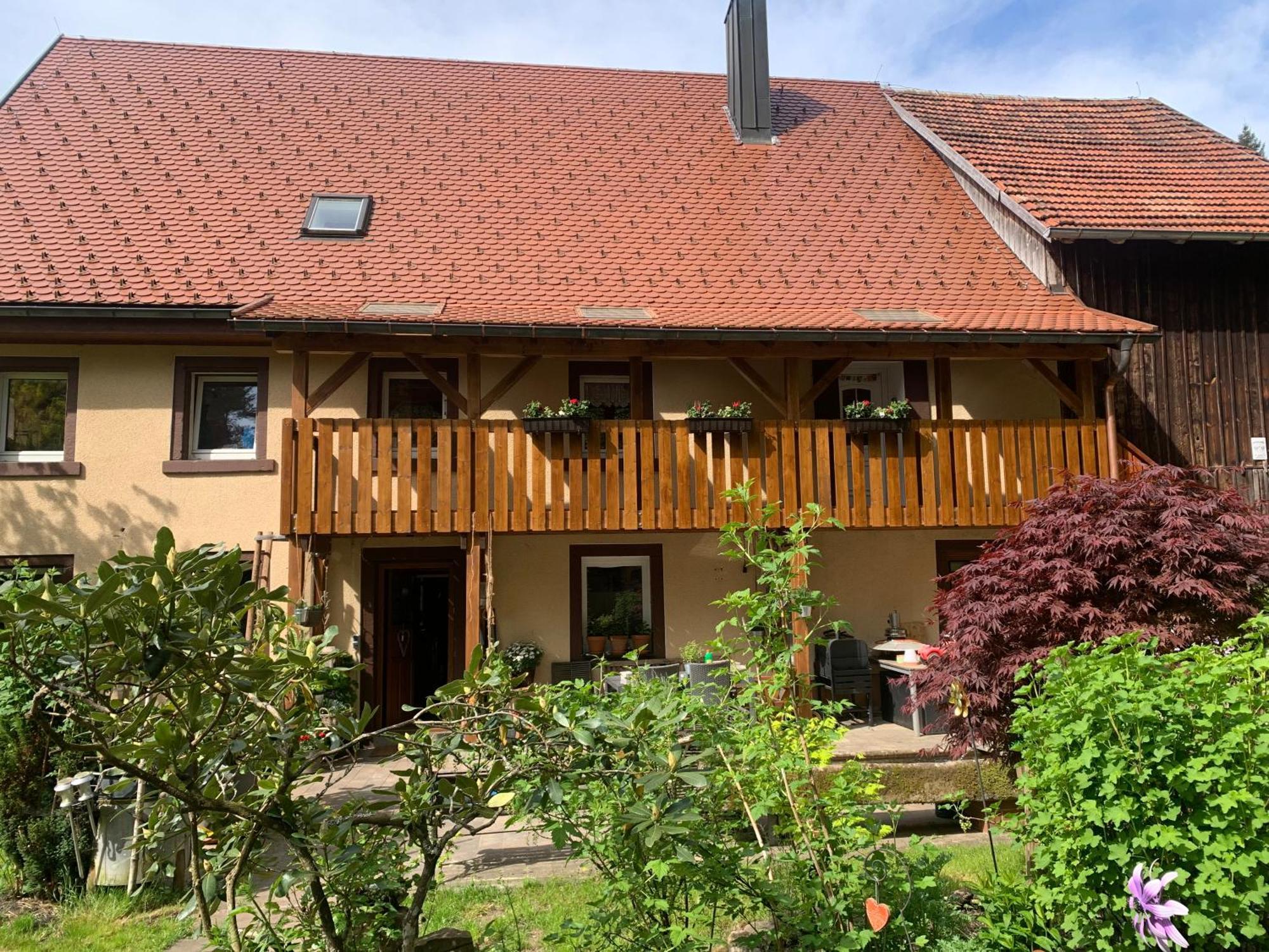 Apartamento Tarahaus St. Georgen im Schwarzwald Exterior foto