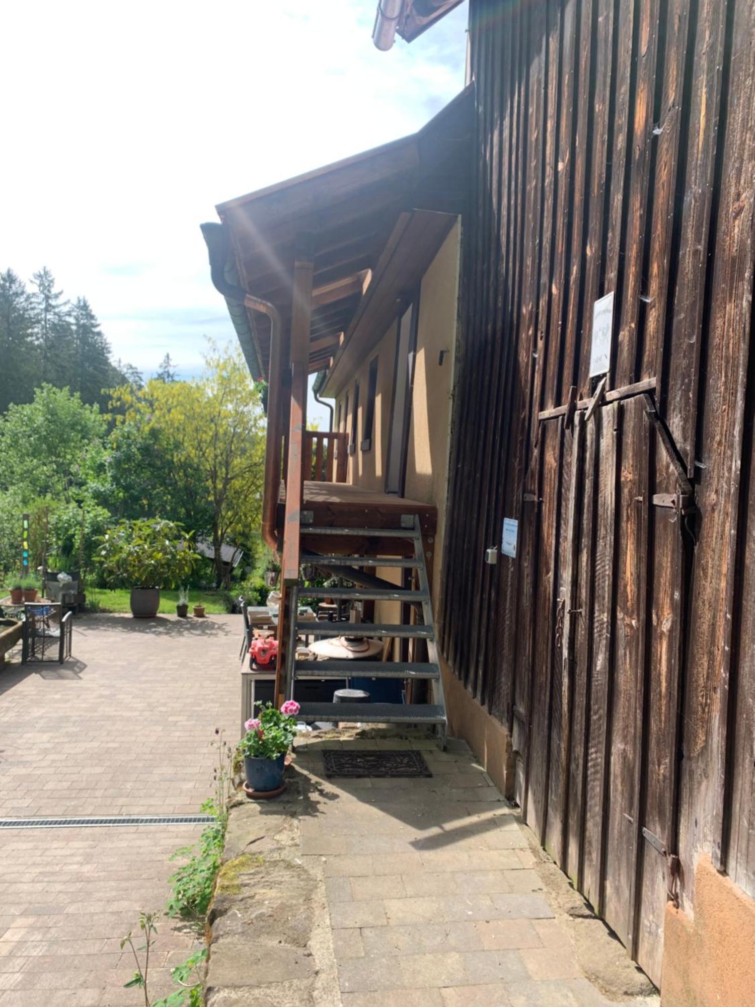 Apartamento Tarahaus St. Georgen im Schwarzwald Exterior foto